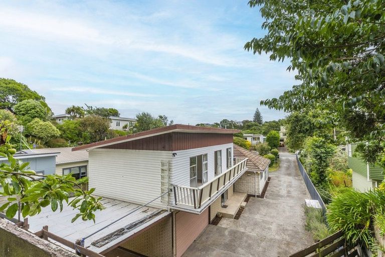 Photo of property in 70 Glen Road, Raumati South, Paraparaumu, 5032