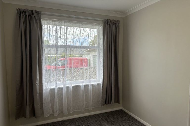 Photo of property in 17 Iti Street, Otaki, 5512