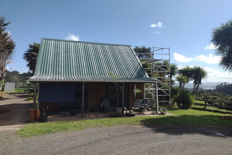 Photo of property in 617 Owhiwa Road, Parua Bay, Onerahi, 0192