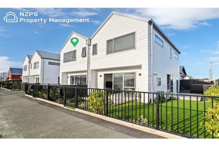 Photo of property in 2/63 Young Street, Saint Kilda, Dunedin, 9012