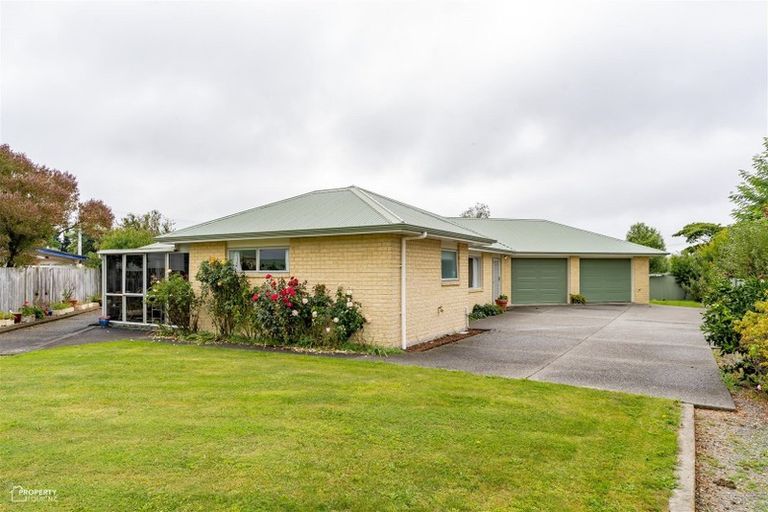 Photo of property in 10 Massey Place, Masterton, 5810