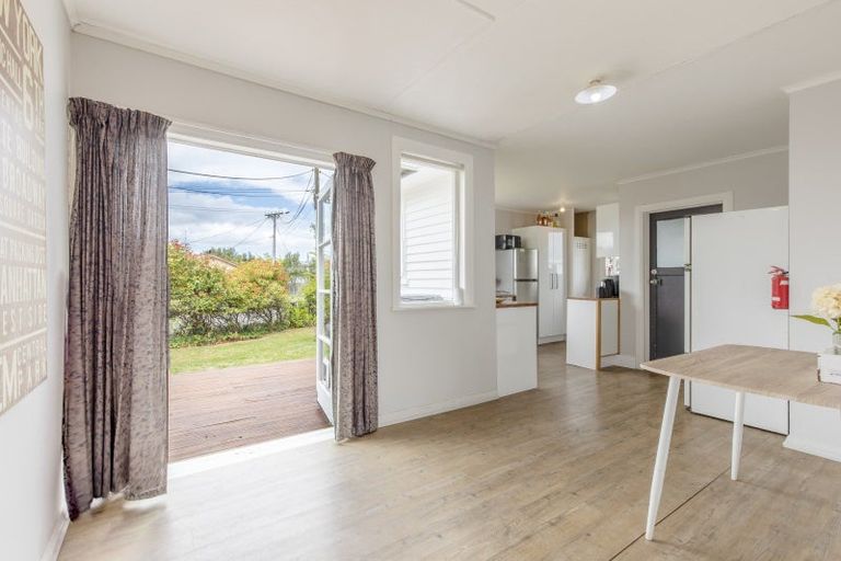 Photo of property in 11 Jellicoe Street, Waipukurau, 4200