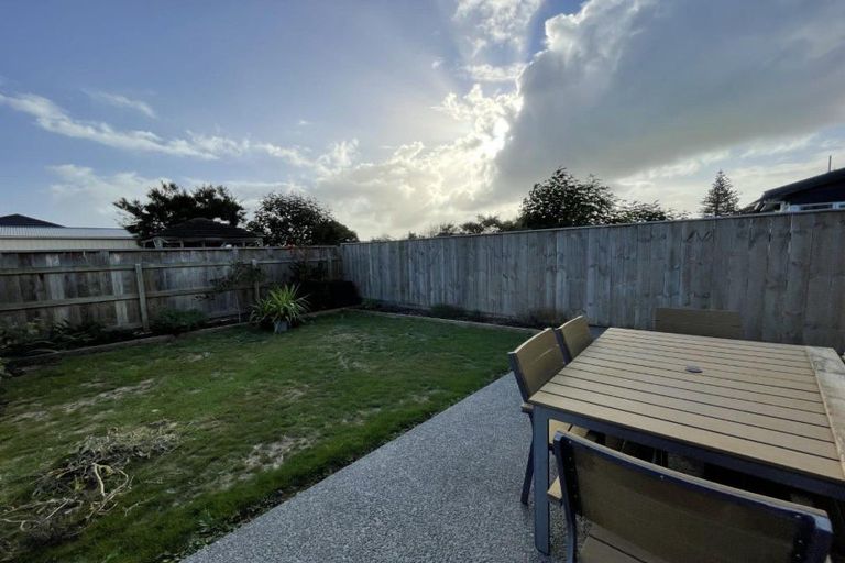 Photo of property in 41c Cornfoot Street, Castlecliff, Whanganui, 4501