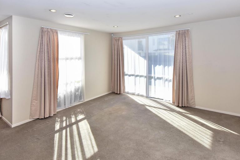 Photo of property in 23 Mcginty Street, Takanini, 2112