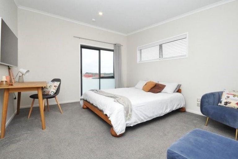 Photo of property in 168 Hobsonville Point Road, Hobsonville, Auckland, 0616