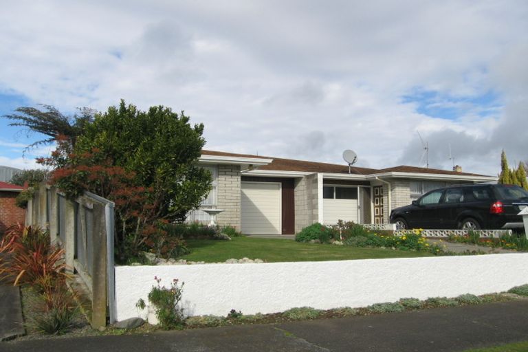 Photo of property in 5 Innes Place, Roslyn, Palmerston North, 4414