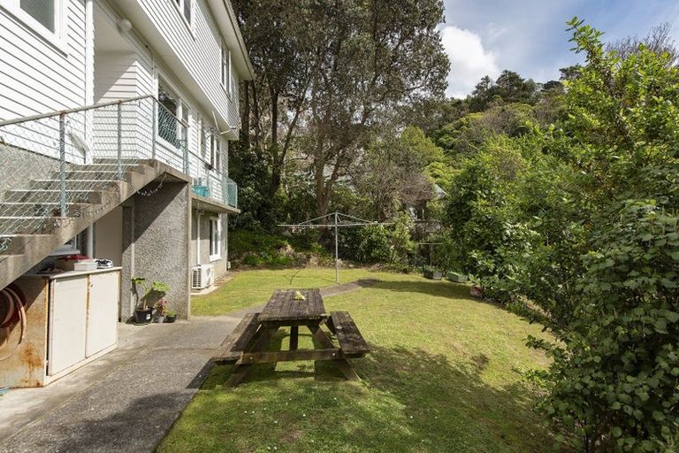 Photo of property in 3/16 Farnham Street, Mornington, Wellington, 6021