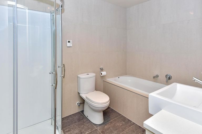 Photo of property in 23 Mcginty Street, Takanini, 2112