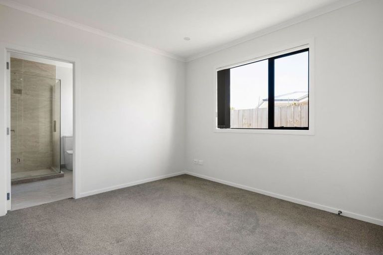 Photo of property in 27u3 Norman Street, Nawton, Hamilton, 3200