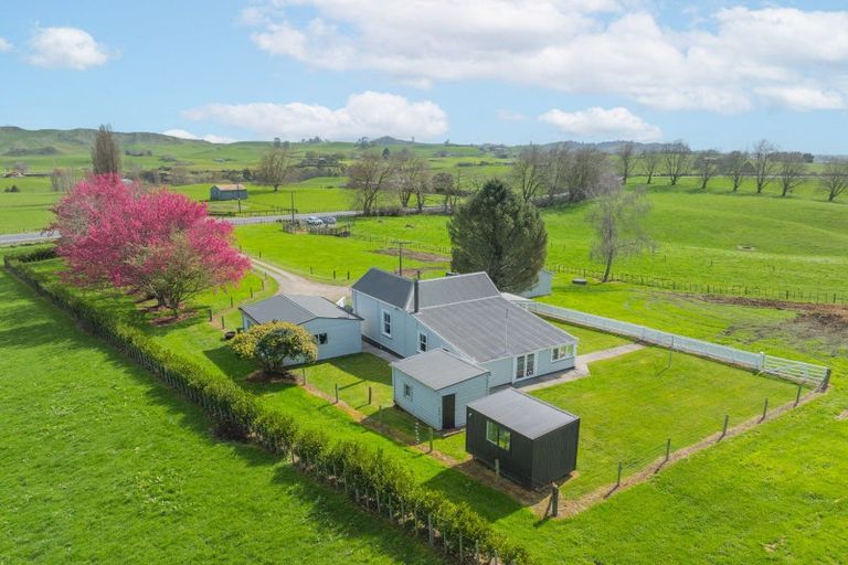 Photo of property in 1347 State Highway 1, Tirau, 3485