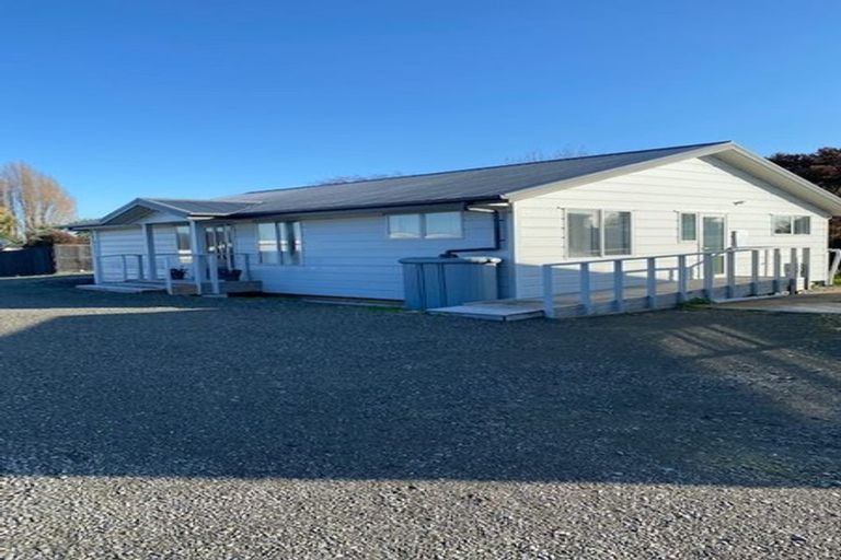 Photo of property in 9 Cuffs Road, Wainoni, Christchurch, 8061