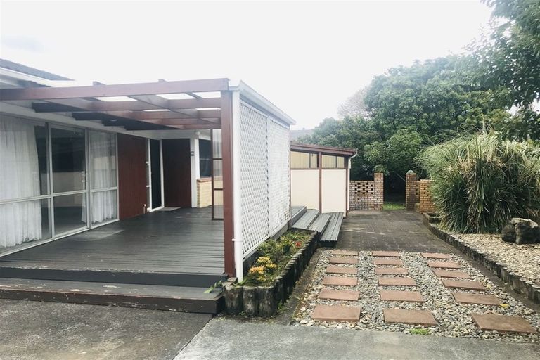 Photo of property in 345 Pakuranga Road, Pakuranga Heights, Auckland, 2010