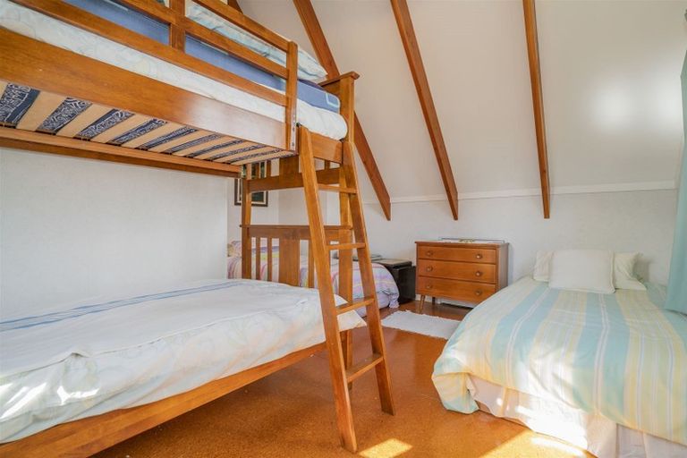 Photo of property in 8 Endeavour Close, Whitianga, 3510