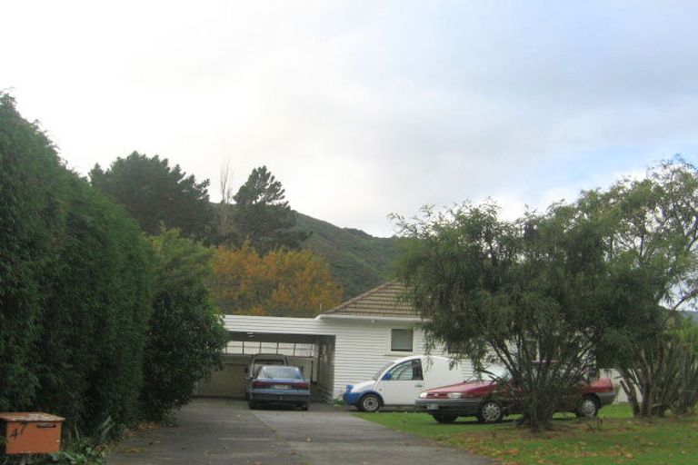 Photo of property in 47 Hine Road, Wainuiomata, Lower Hutt, 5014