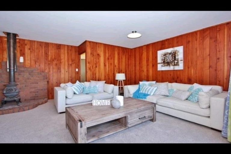 Photo of property in 89 Woodglen Road, Glen Eden, Auckland, 0602