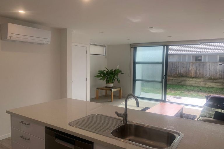 Photo of property in 21 Tireti Road, Titahi Bay, Porirua, 5022