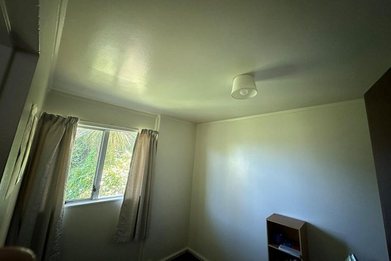 Photo of property in 29a Harbour View Road, Northland, Wellington, 6012