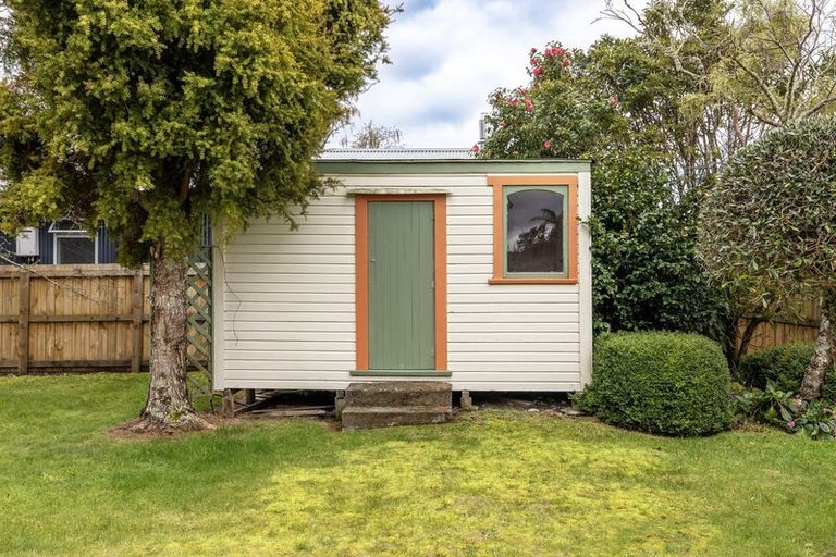 Photo of property in 33 Te Heuheu Parade, Tauranga Taupo, Turangi, 3382