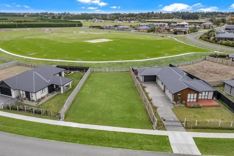 Photo of property in 10 Plover Avenue, Amberley, 7410