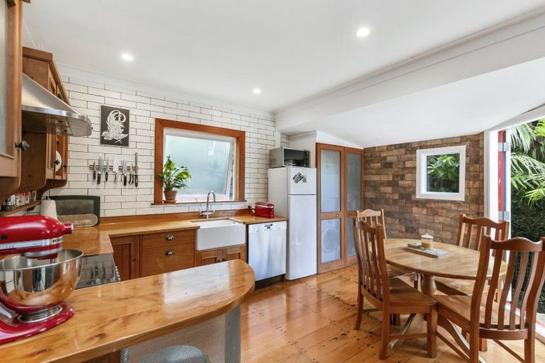 Photo of property in 177 Buckley Road, Southgate, Wellington, 6023