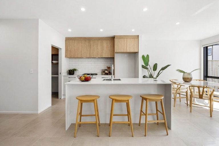 Photo of property in 104e Pepene Avenue, Takanini, 2112