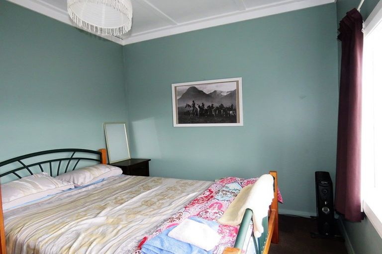 Photo of property in 84 Romilly Street, Westport, 7825