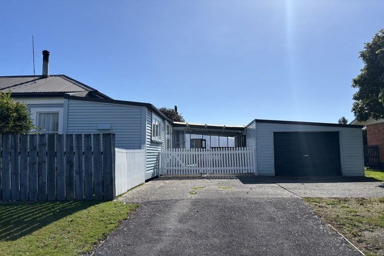 Photo of property in 200 Hampden Street, Hokitika, 7810