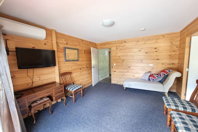 Photo of property in 8 Hurren Place West, Kumara Junction, Hokitika, 7882