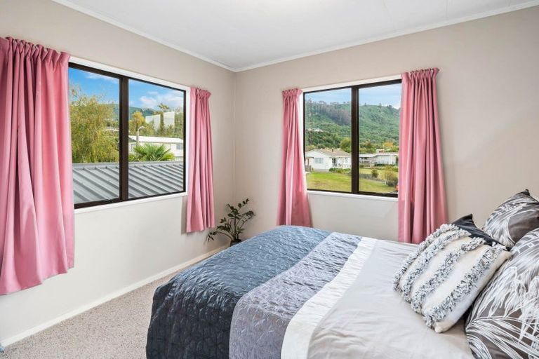 Photo of property in 26 Angela Place, Kinloch, Taupo, 3377