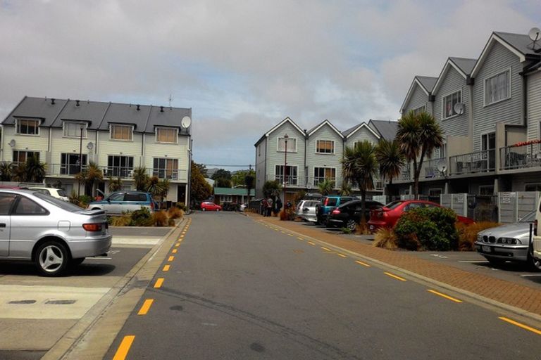 Photo of property in 9/31 Poulson Street, Addington, Christchurch, 8024