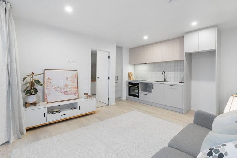 Photo of property in 1/21 Church Street, Devonport, Auckland, 0624