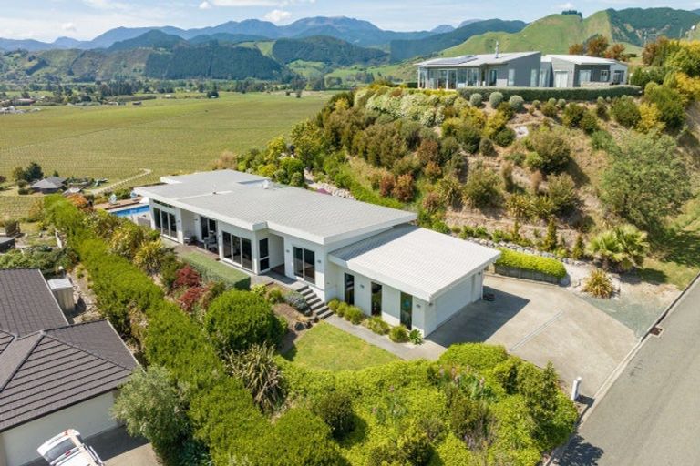 Photo of property in 23 Katania Heights, Brightwater, 7022