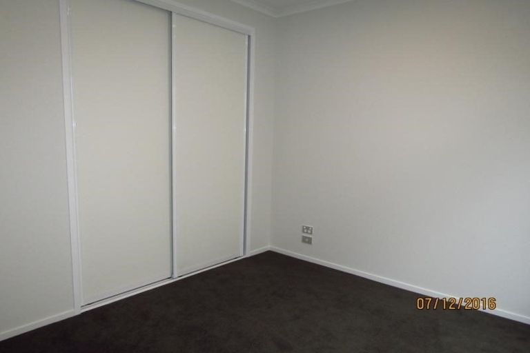 Photo of property in 12 Poaka Road, Hobsonville, Auckland, 0616