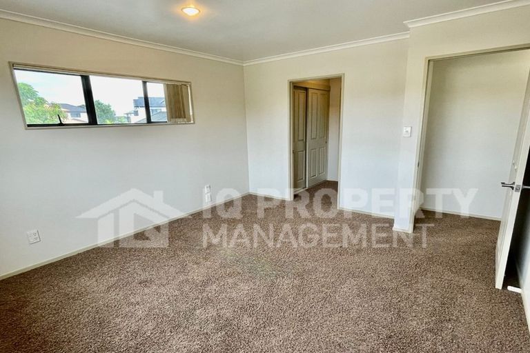 Photo of property in 35 Peninsula Road, Mangere, Auckland, 2022