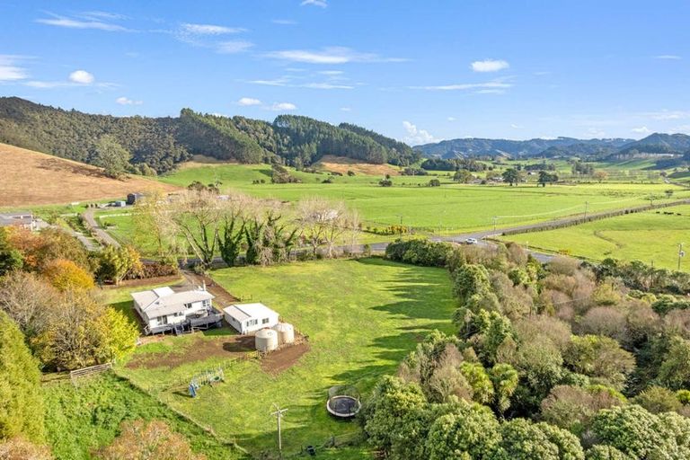 Photo of property in 705 Paparimu Road, Mangatawhiri, Papakura, 2583