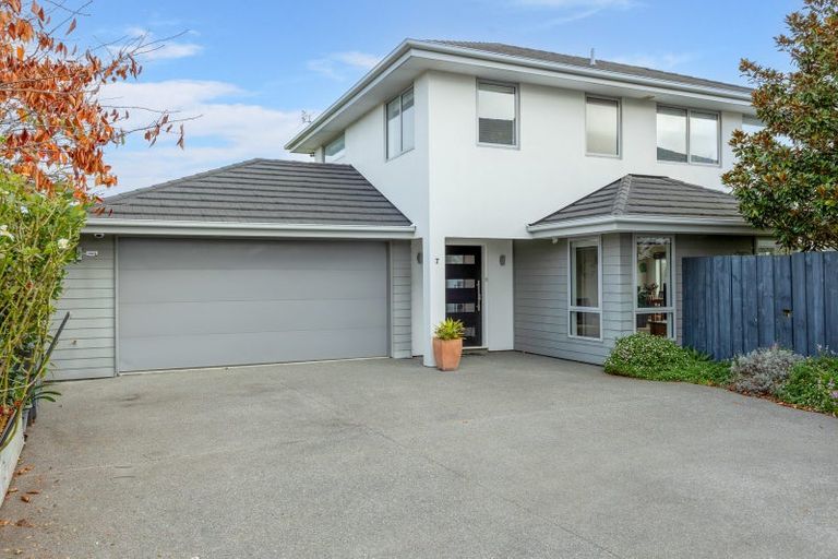 Photo of property in 7a Somerville Crescent, Aidanfield, Christchurch, 8025