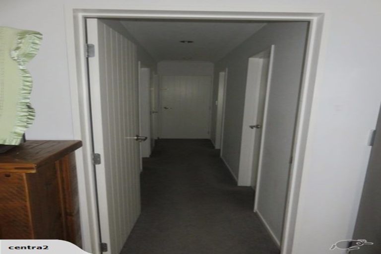 Photo of property in 10 Bushpark Place, Flat Bush, Auckland, 2016