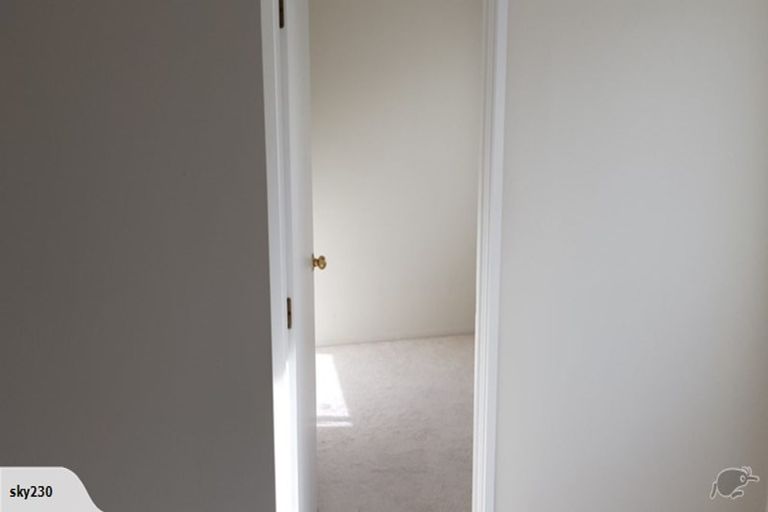 Photo of property in 63b/1 Colwill Road, Massey, Auckland, 0614