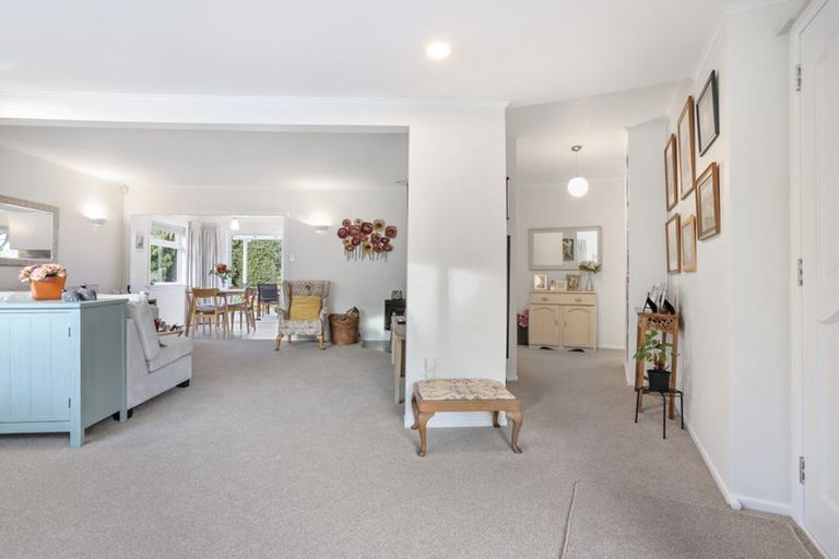 Photo of property in 89 Gloria Avenue, Te Atatu Peninsula, Auckland, 0610