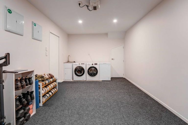Photo of property in 44 Waipuhinui Way, Wiri, Auckland, 2104