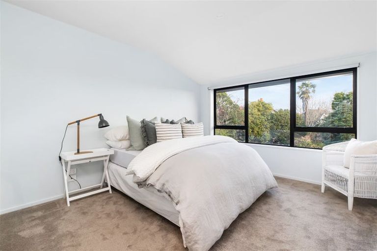 Photo of property in 2/58 Innes Road, St Albans, Christchurch, 8052