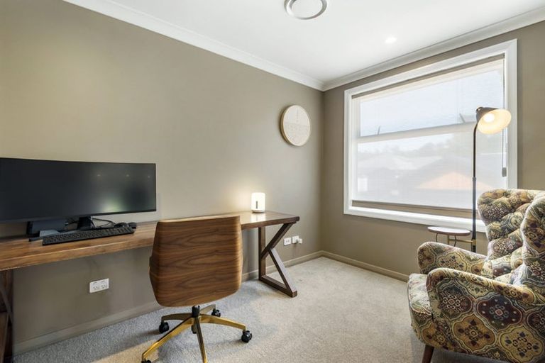 Photo of property in 9 Kukupa Lane, Long Bay, Auckland, 0630