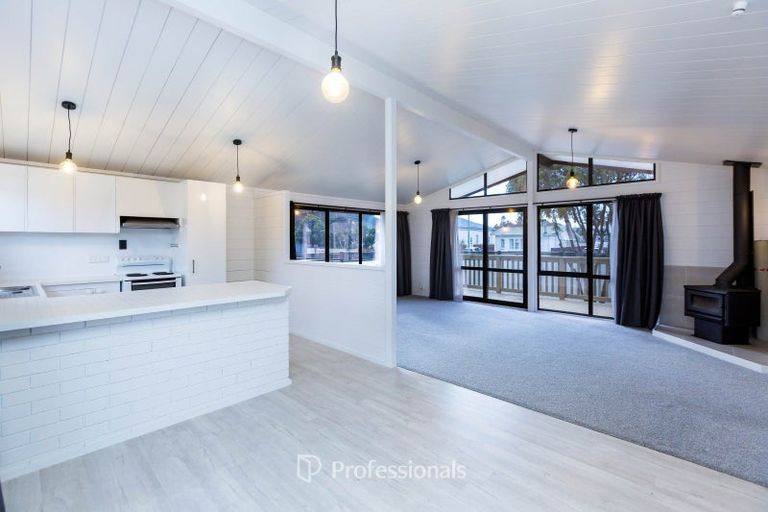 Photo of property in 99 Gibbons Street, Ebdentown, Upper Hutt, 5018