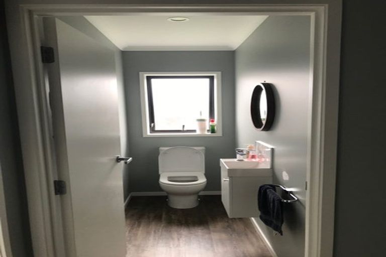 Photo of property in 5 Cook Drive, Tuakau, 2121