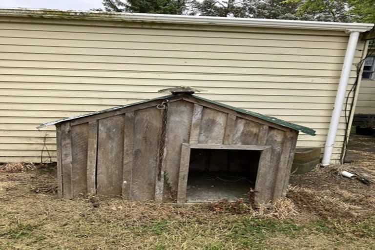 Photo of property in 92 Collingwood Street, Eltham, 4322
