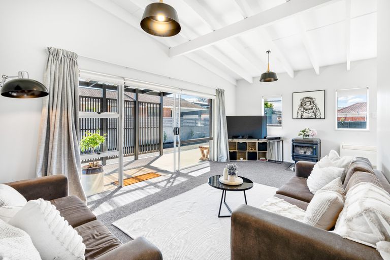 Photo of property in 47 Mcdonald Street, Mosgiel, 9024