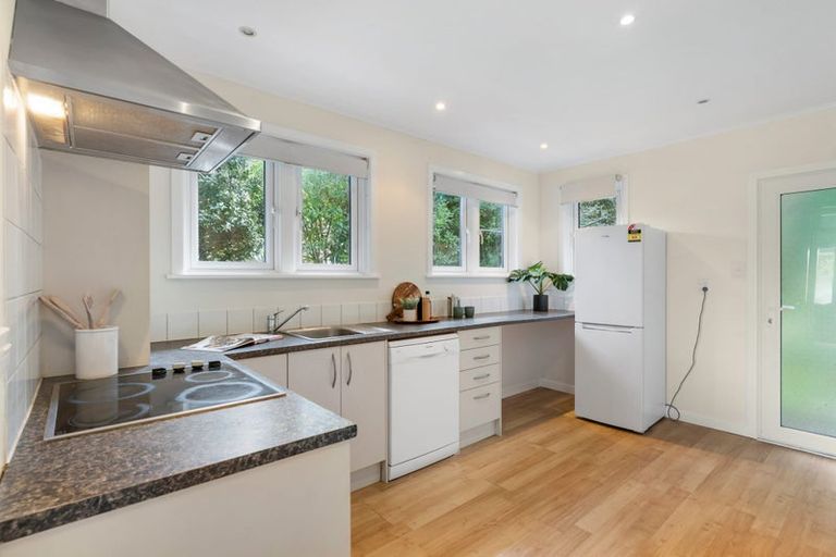 Photo of property in 23 Ngaio Gorge Road, Ngaio, Wellington, 6035