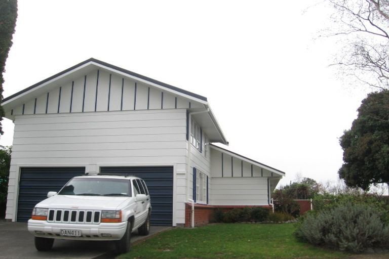 Photo of property in 35 Holyrood Street, Taradale, Napier, 4112