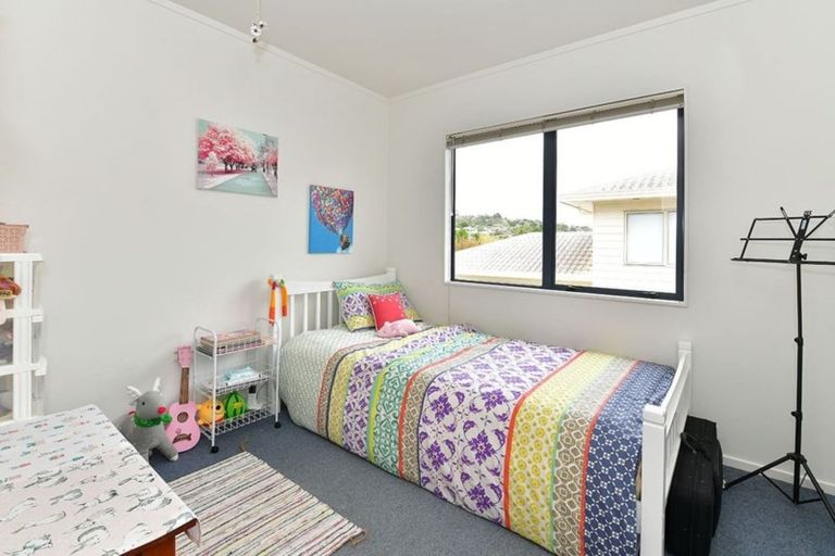 Photo of property in 1/6 Knott Road, Stanmore Bay, Whangaparaoa, 0932