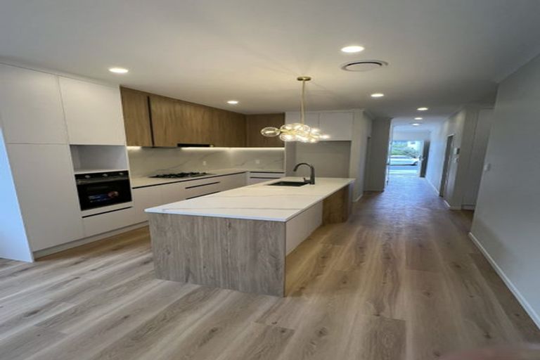 Photo of property in 82 Castlebane Drive, Flat Bush, Auckland, 2019